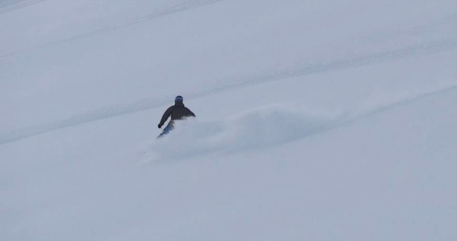 Skiing fresh powder New Zealand